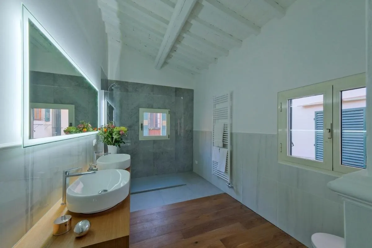 Duomo Exclusive Apartment Florence Italy